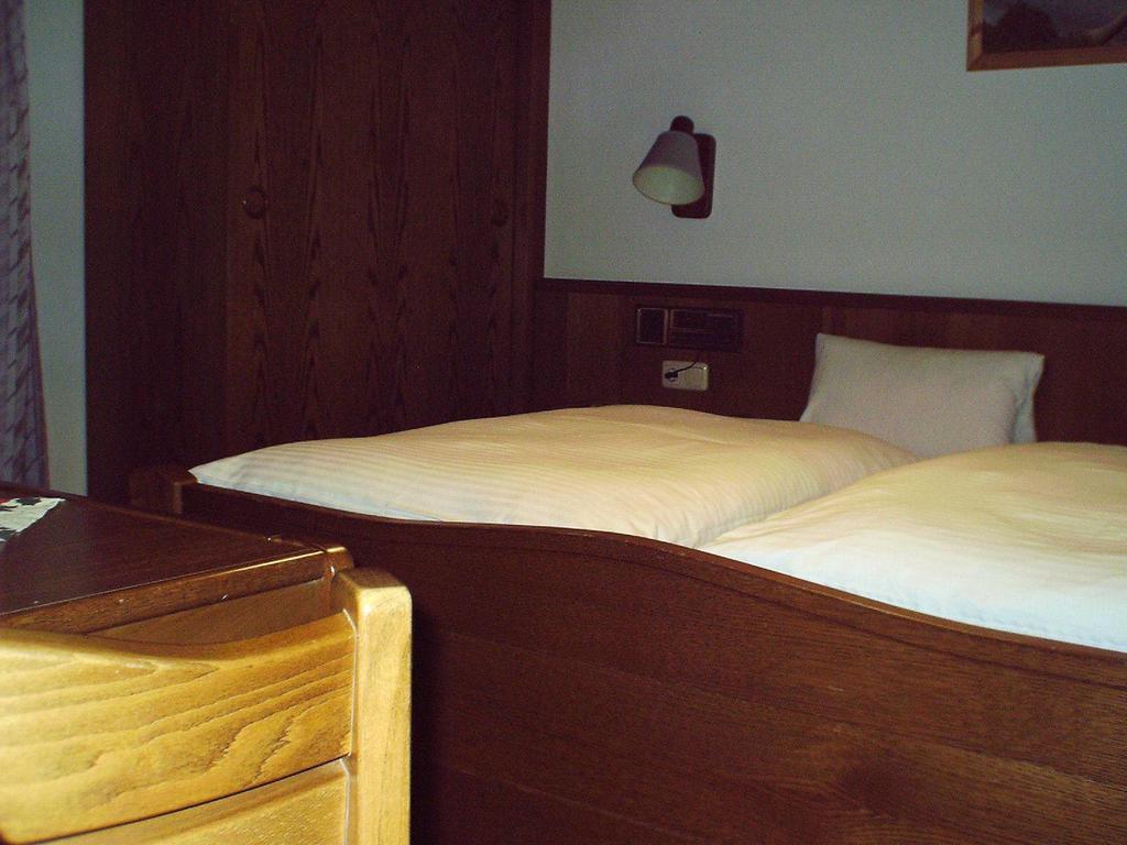 Gasthof Zur Einkehr Sankt Leonhard im Pitztal Quarto foto
